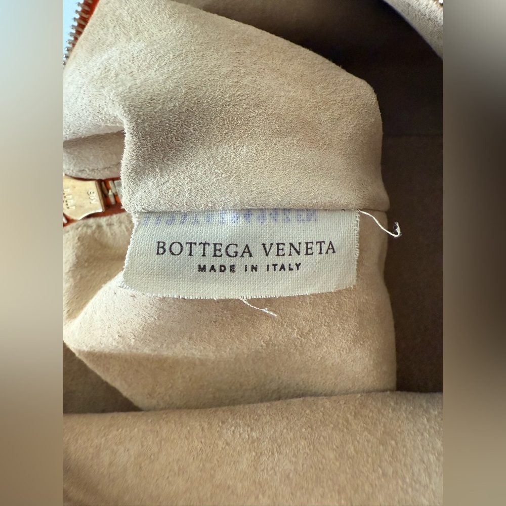 FIRM - Bottega Veneta Orange Hobo style Leather Purse - Picture 8 of 12
